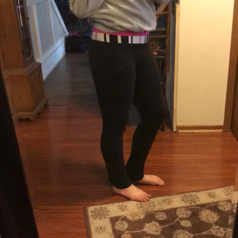 Black Lululemon Leggings Size 4